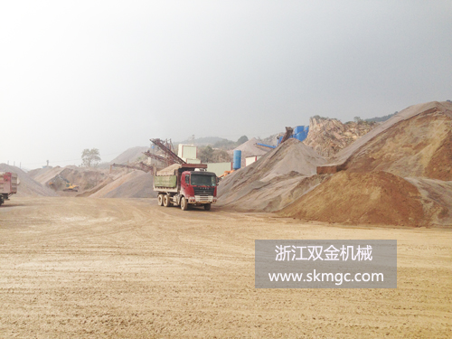 QQ圖片20141219133133.jpg